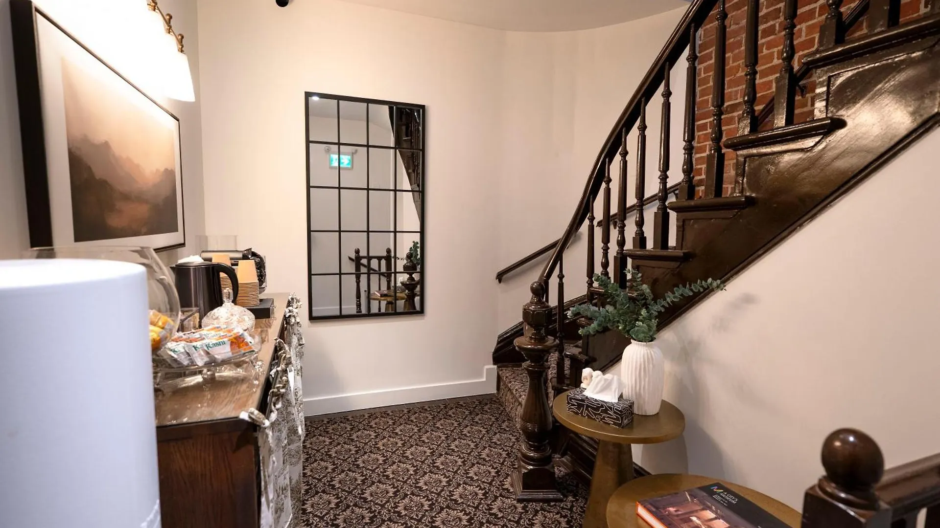 Self Check-In Boutique Hotel - Quartier Latin - Room 301 Montreal Aparthotel