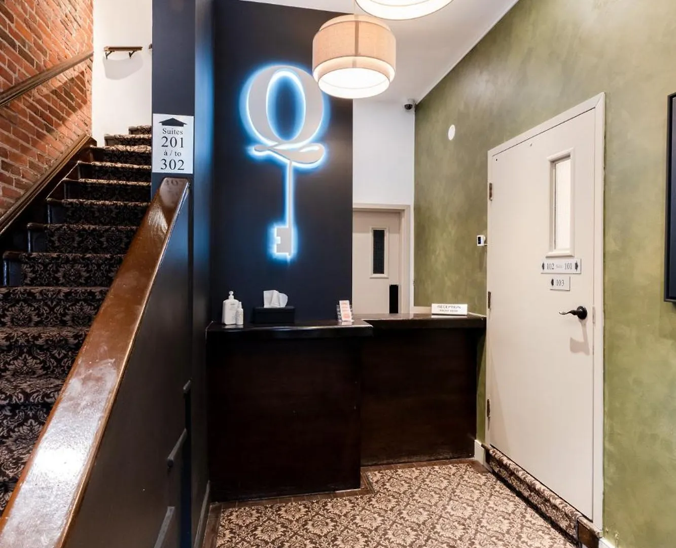 Aparthotel Self Check-In Boutique Hotel - Quartier Latin - Room 301 Montreal Canada