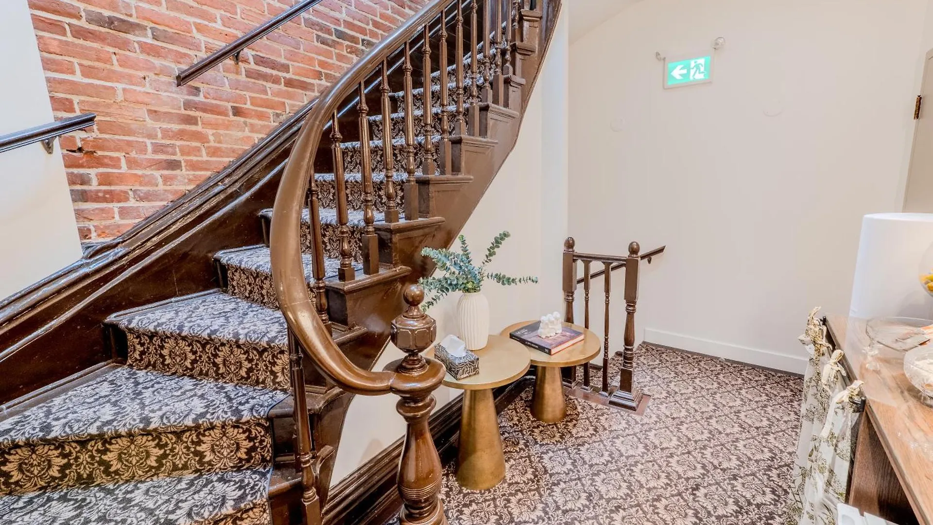 Aparthotel Self Check-In Boutique Hotel - Quartier Latin - Room 301 Montreal