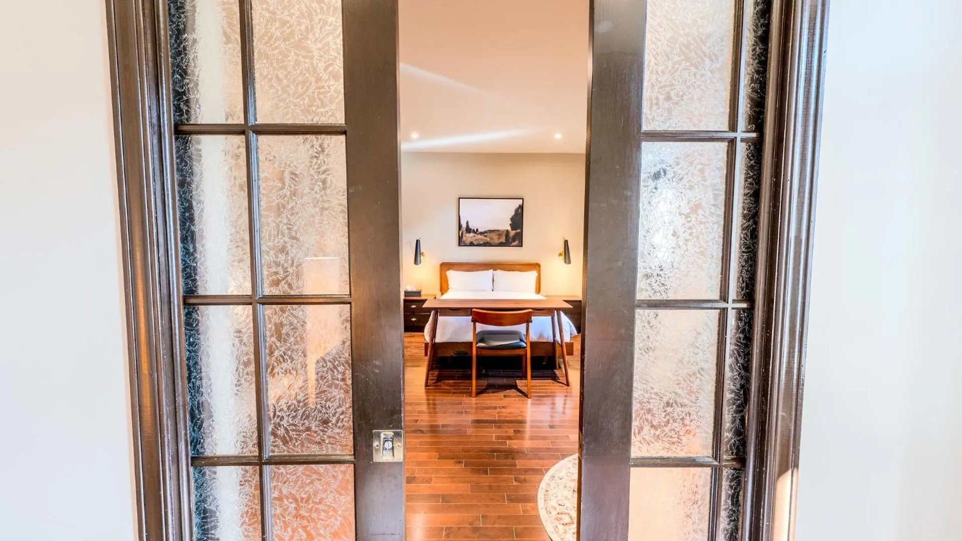Self Check-In Boutique Hotel - Quartier Latin - Room 301 Montreal 0*,
