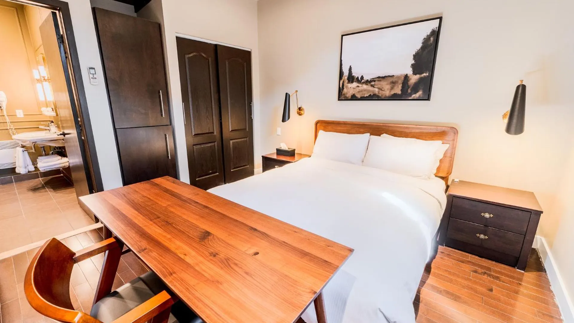 Self Check-In Boutique Hotel - Quartier Latin - Room 301 Montreal