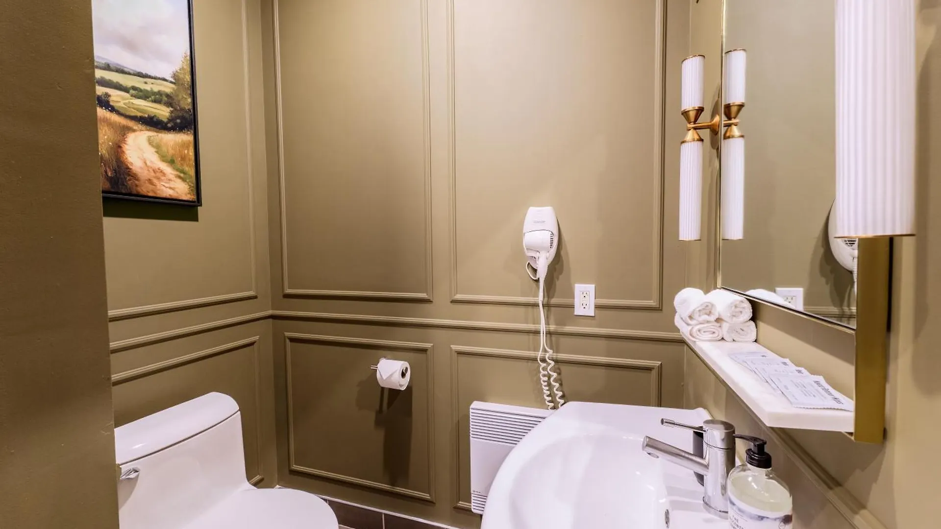 Self Check-In Boutique Hotel - Quartier Latin - Room 301 Montreal